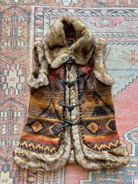 Vintage Montana Co. Faux Fur Trim Southwestern Blanket Vest